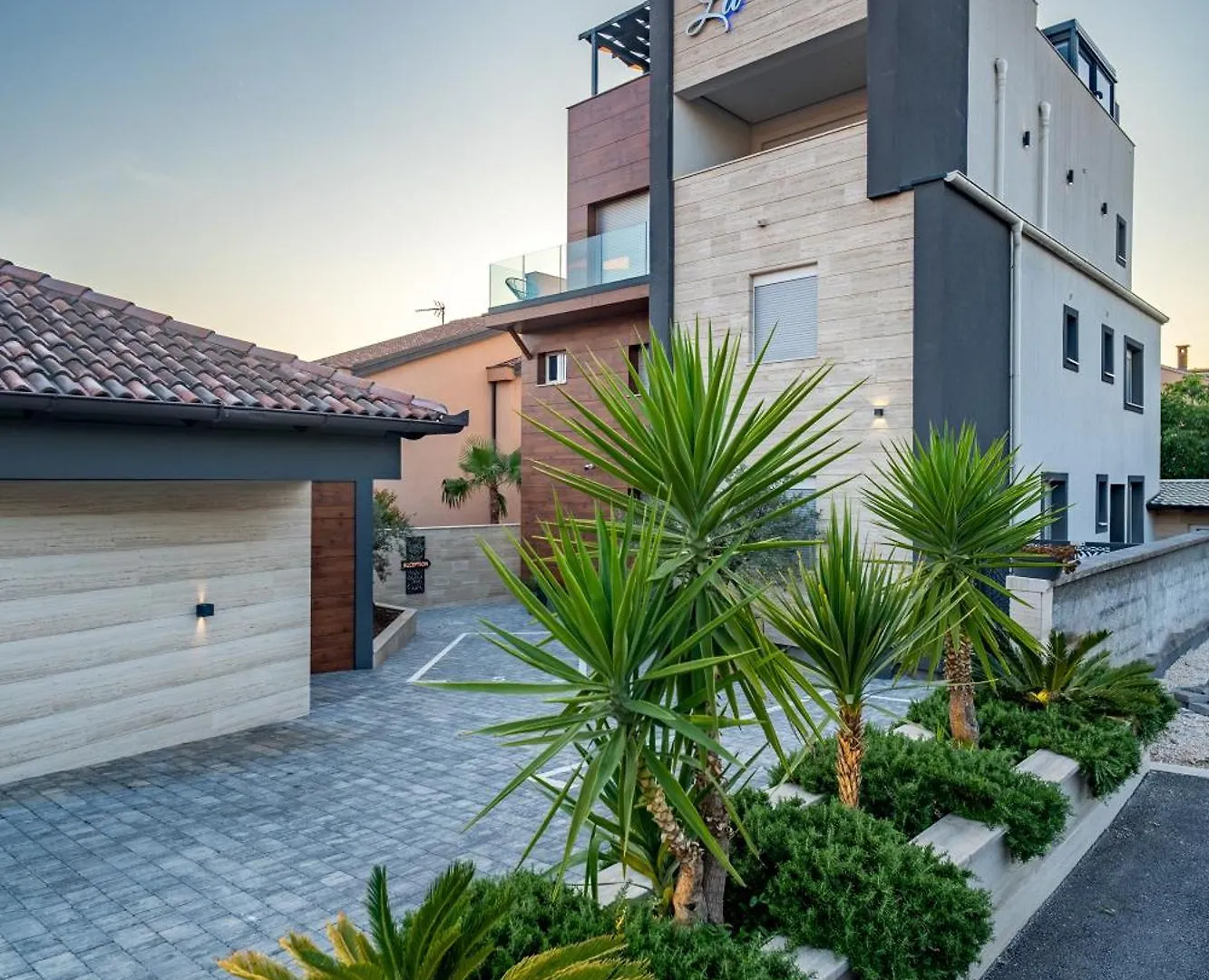 זאדאר Luxury Rooms Lavie 4*,